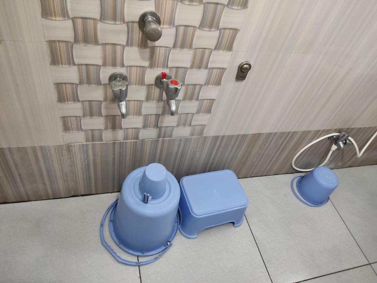 Hotel Yogiraj 쉬르디 외부 사진