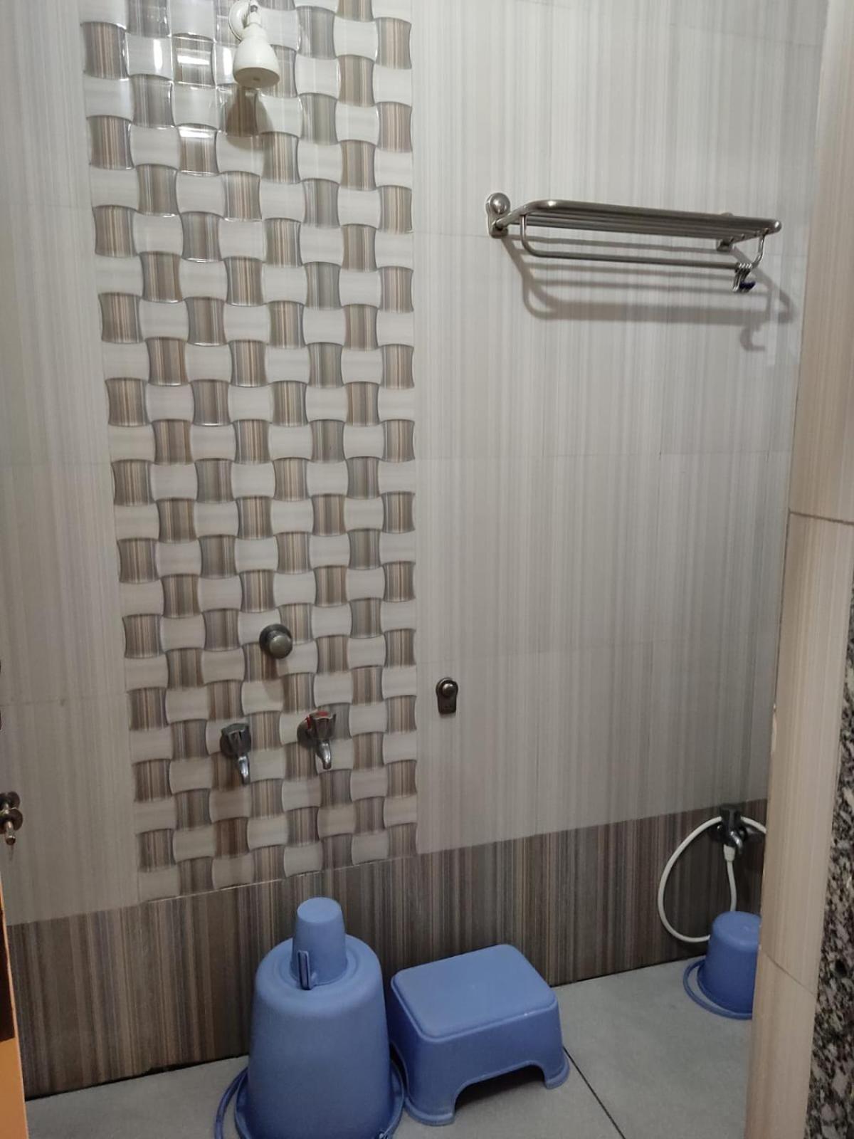 Hotel Yogiraj 쉬르디 외부 사진